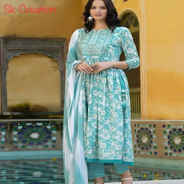 Embroidered VIP Linen Gown Set GW102