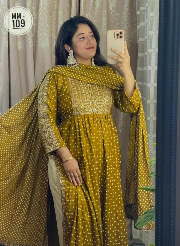 Embroidery & Printed Cut Naira Set  ( MM109 )